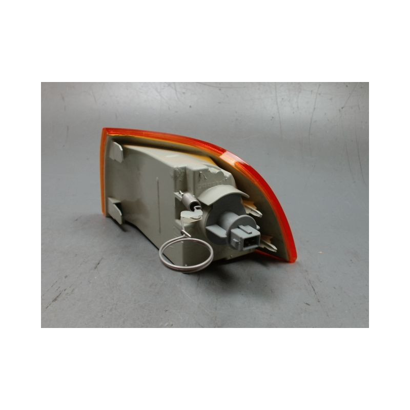 CLIGNOTANT DROIT FIAT PUNTO CABRIOLET
