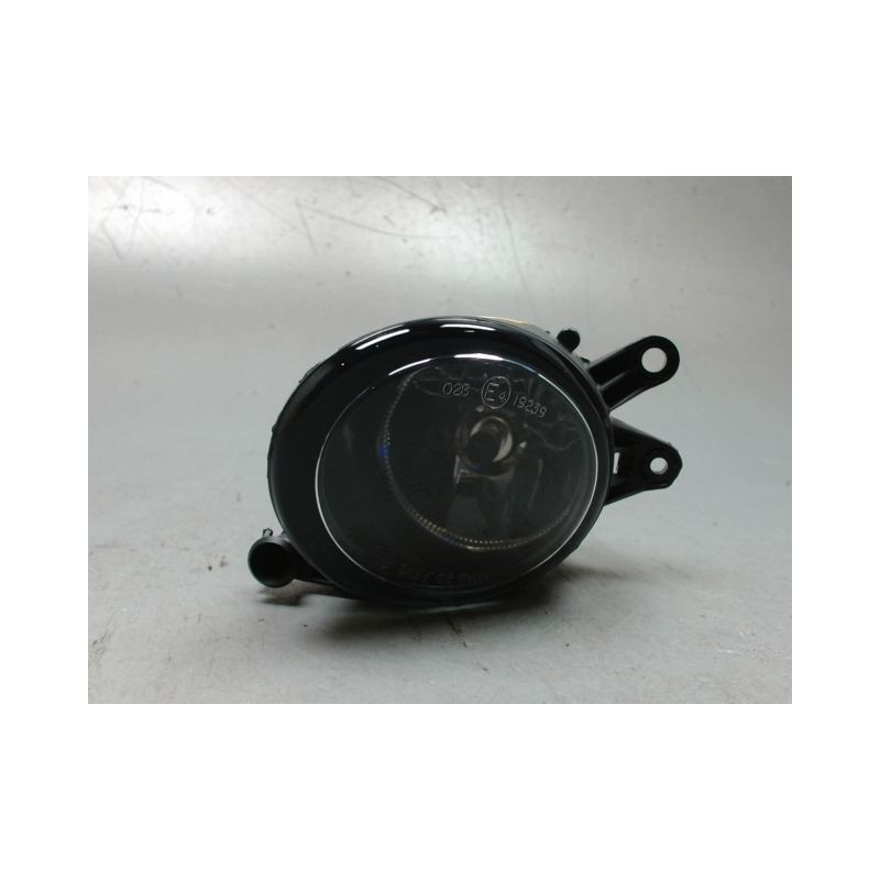 PHARE ANTIBROUILLARD AVANT GAUCHE AUDI A4 2001-