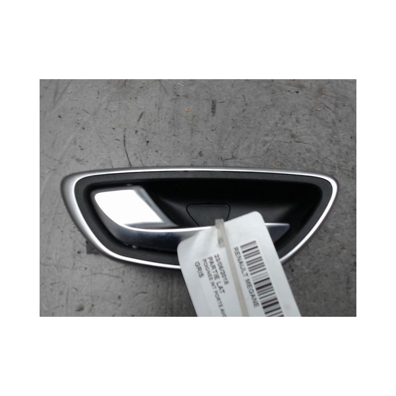 POIGNEE INTERIEURE PORTE AVANT GAUCHE RENAULT MEGANE