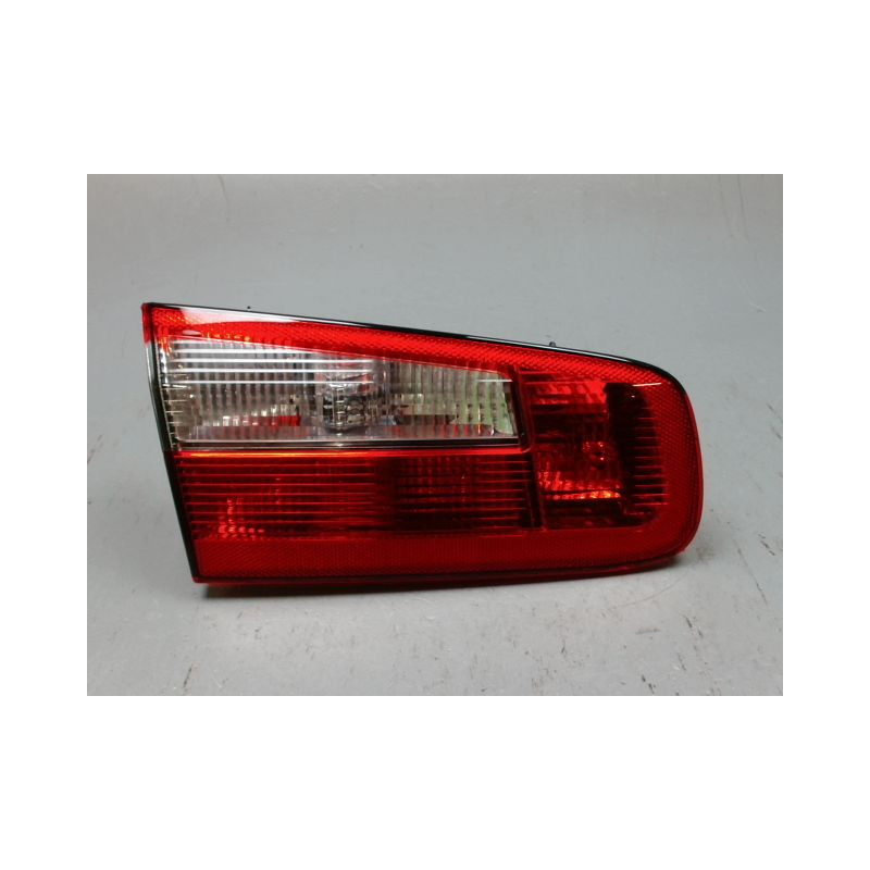 FEU ARRIERE INTERIEUR GAUCHE RENAULT LAGUNA II 00-2005