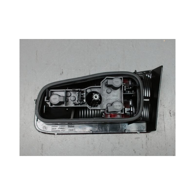 FEU ARRIERE INTERIEUR GAUCHE RENAULT LAGUNA II 00-2005