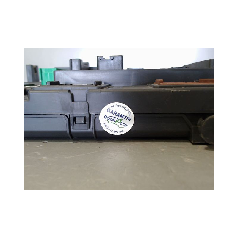 BOITIER GESTION HABITACLE PEUGEOT 208 PH2 2015-