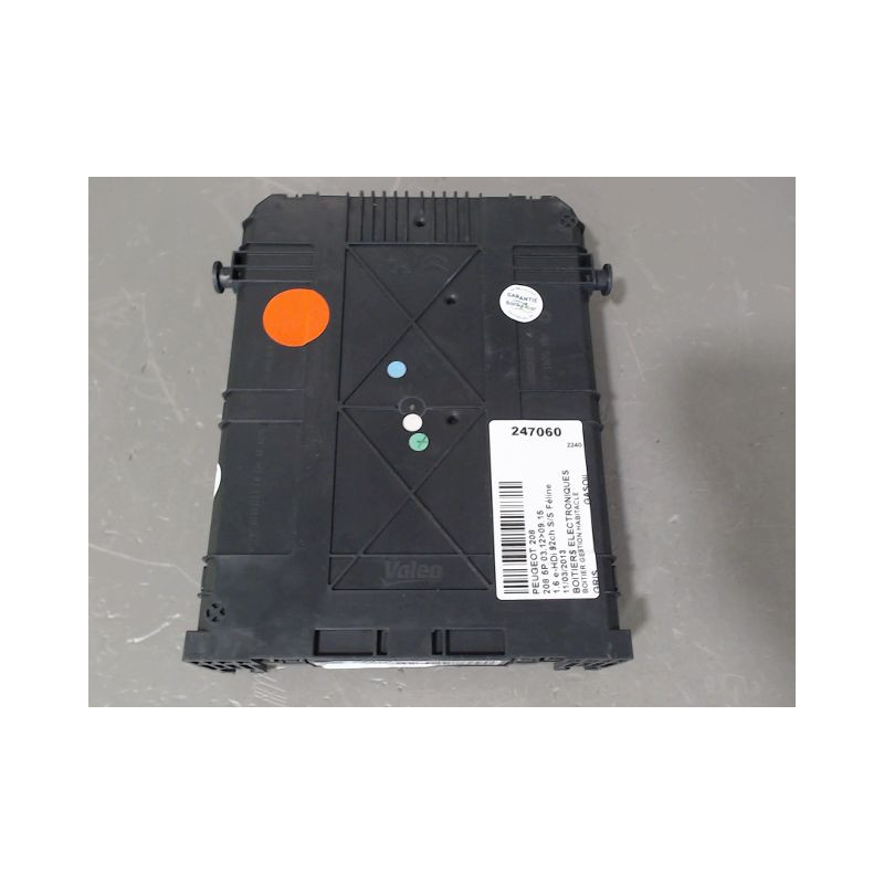 BOITIER GESTION HABITACLE PEUGEOT 208 12-15