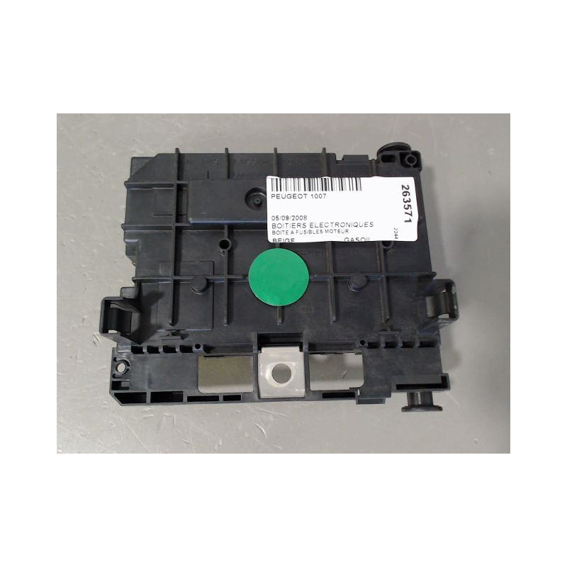BOITE A FUSIBLES PEUGEOT 1007