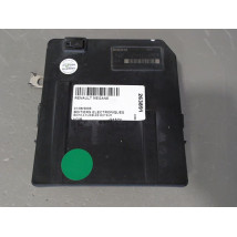 BOITE A FUSIBLES RENAULT MEGANE