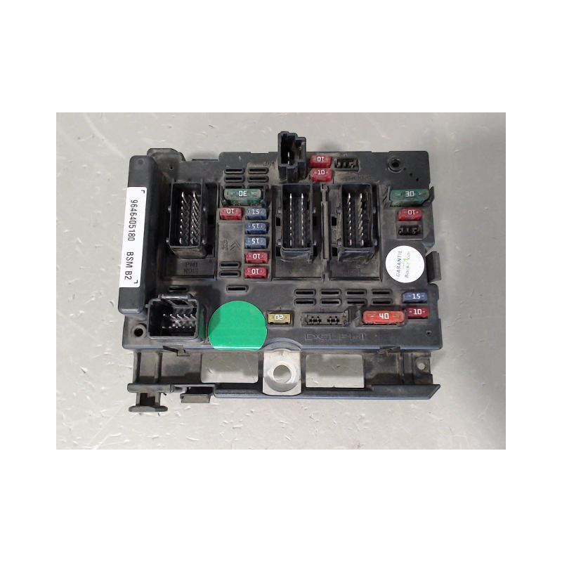 BOITE A FUSIBLES PEUGEOT 307