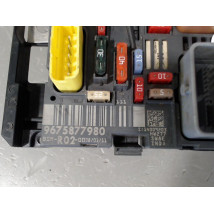 BOITE A FUSIBLES CITROEN C4
