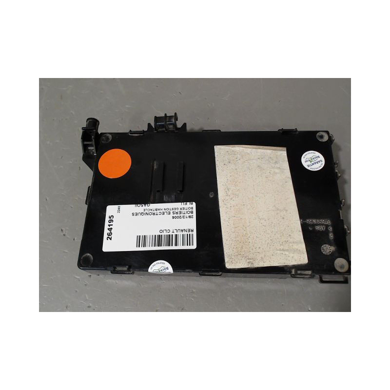 BOITIER GESTION HABITACLE RENAULT CLIO