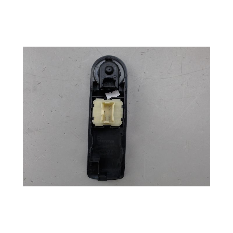 COMMANDE LEVE-GLACE PORTE AVG RENAULT CLIO
