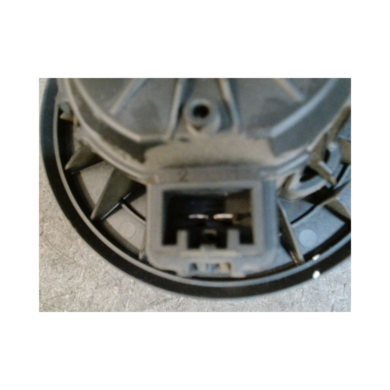 MOTEUR VENTILATEUR CHAUFFAGE FORD FIESTA
