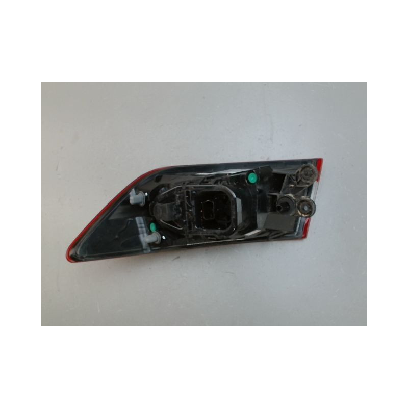FEU ARRIERE GAUCHE  RENAULT CLIO