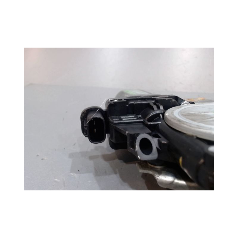 MECANISME+MOTEUR LEVE-GLACE AVANT DROIT NISSAN PIXO