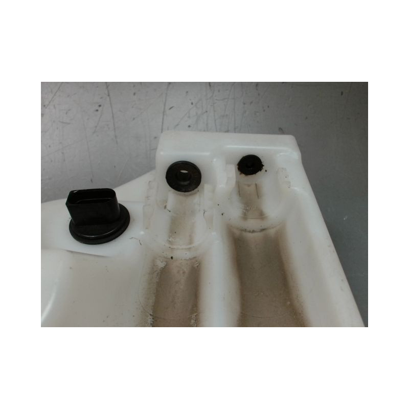RESERVOIR LAVE-GLACE AVANT VOLKSWAGEN TOUAREG