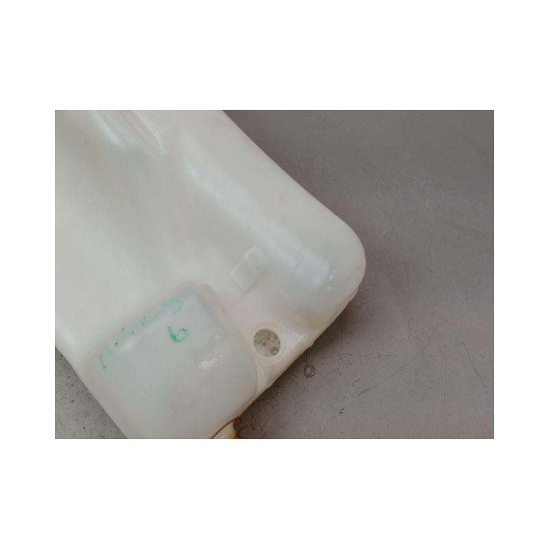 RESERVOIR LAVE-GLACE AVANT RENAULT MEGANE III Phase 1 2008-2012