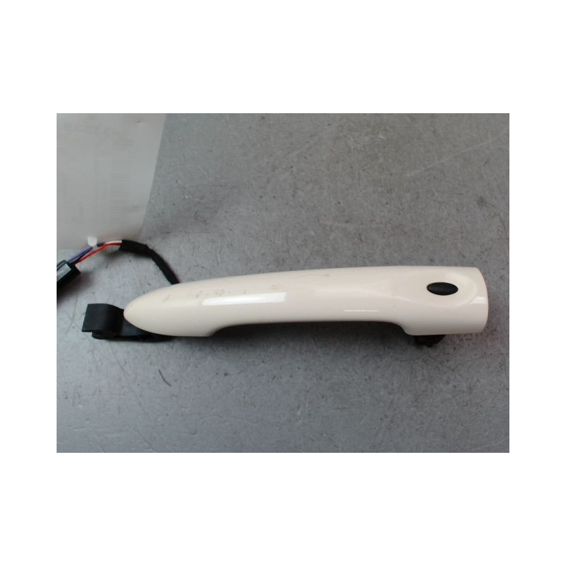 POIGNEE EXTERIEURE PORTE AVANT GAUCHE RENAULT CAPTUR Phase 1 2013-...