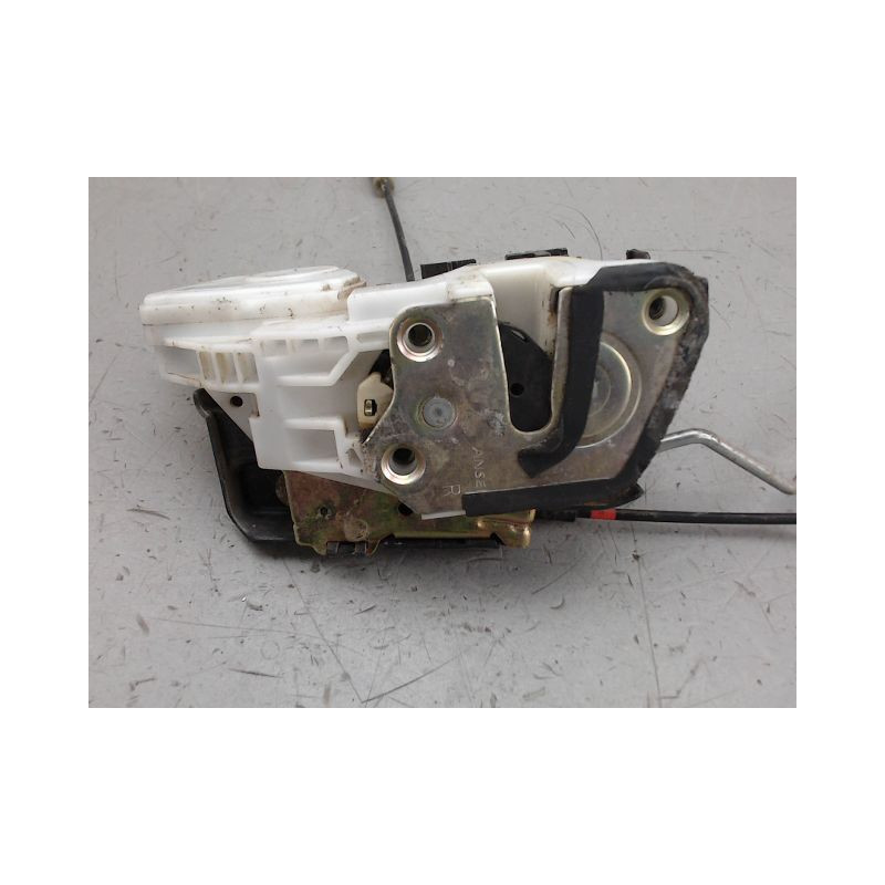 SYSTEME CONDAMNATION AVANT DROIT MITSUBISHI PAJERO