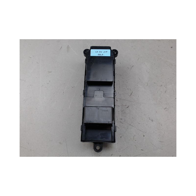 COMMANDE LEVE-GLACE PORTE AVG SUZUKI SWIFT