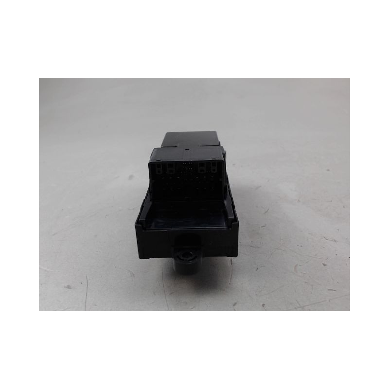 COMMANDE LEVE-GLACE PORTE AVG SUZUKI SWIFT