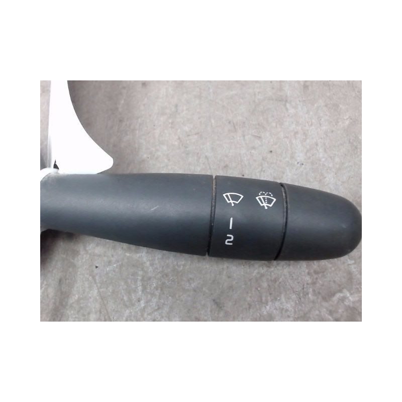 COMMANDE ESSUIE GLACE RENAULT TRAFIC CN 1000KG 8.2006-