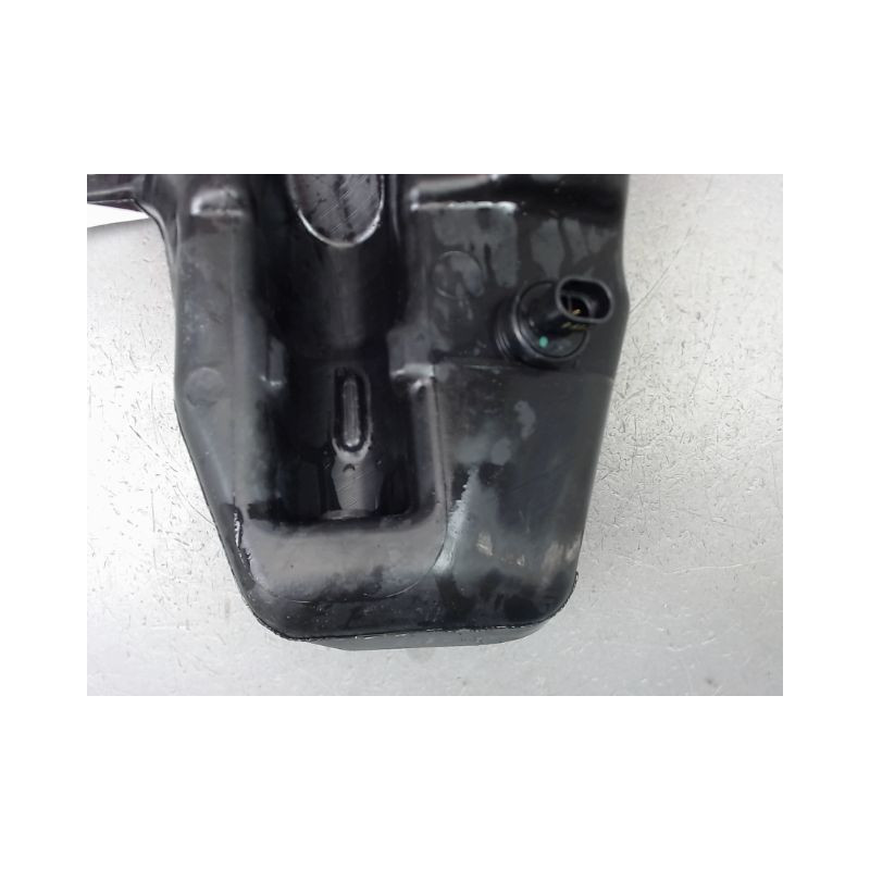 RESERVOIR LAVE-GLACE AVANT OPEL ASTRA IV Phase 1 (J) 2010-2012