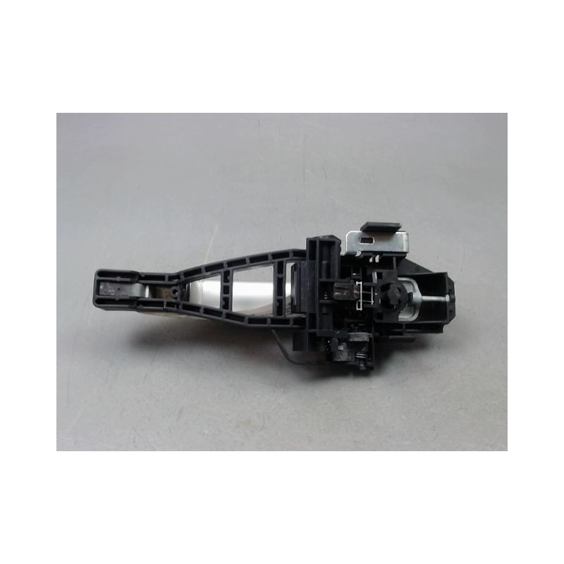 POIGNEE EXTERIEURE PORTE ARRIERE DROIT FORD FOCUS III 2011-...