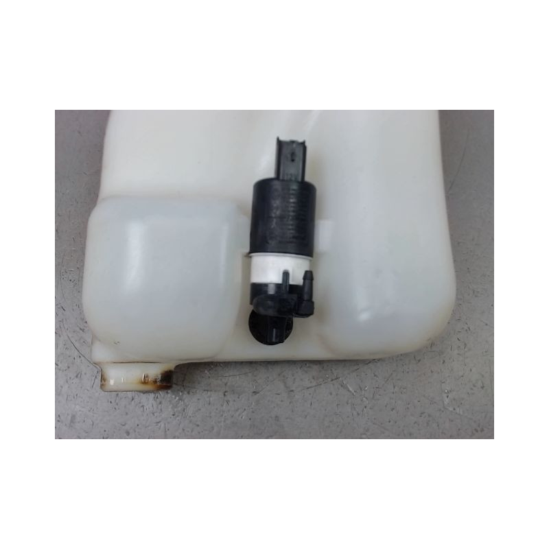 RESERVOIR LAVE-GLACE AVANT RENAULT MEGANE CC 2P III Phase 1 2010-2014