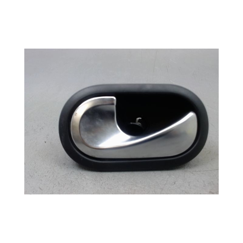 POIGNEE INTERIEURE PORTE AVANT GAUCHE RENAULT TWINGO III 2014-...