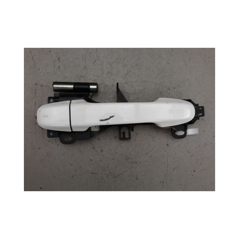POIGNEE EXTERIEURE PORTE AVANT DROIT TOYOTA YARIS