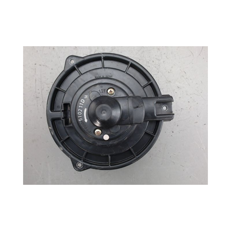 MOTEUR VENTILATEUR CHAUFFAGE MITSUBISHI PAJERO