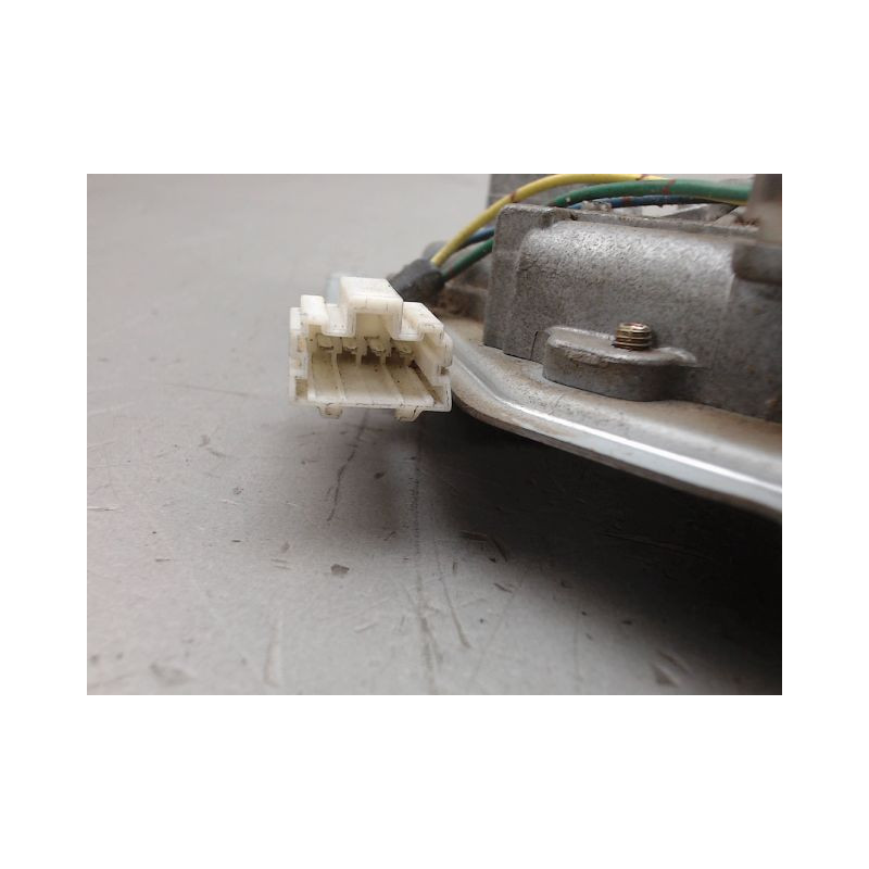 MECANISME ESSUIE-GLACE ARRIERE MITSUBISHI PAJERO
