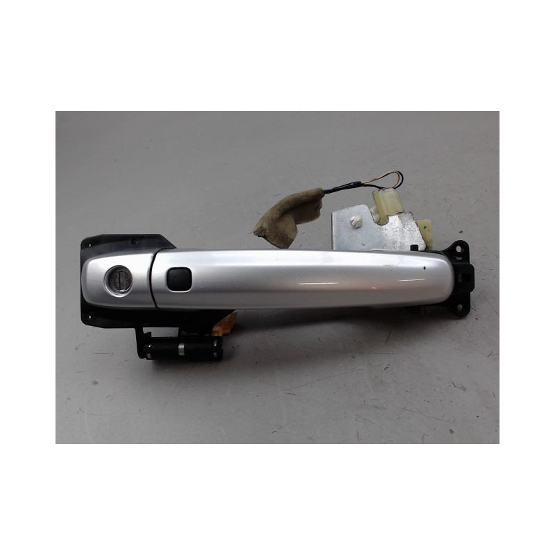 POIGNEE EXTERIEURE PORTE AVANT GAUCHE SUZUKI SWIFT