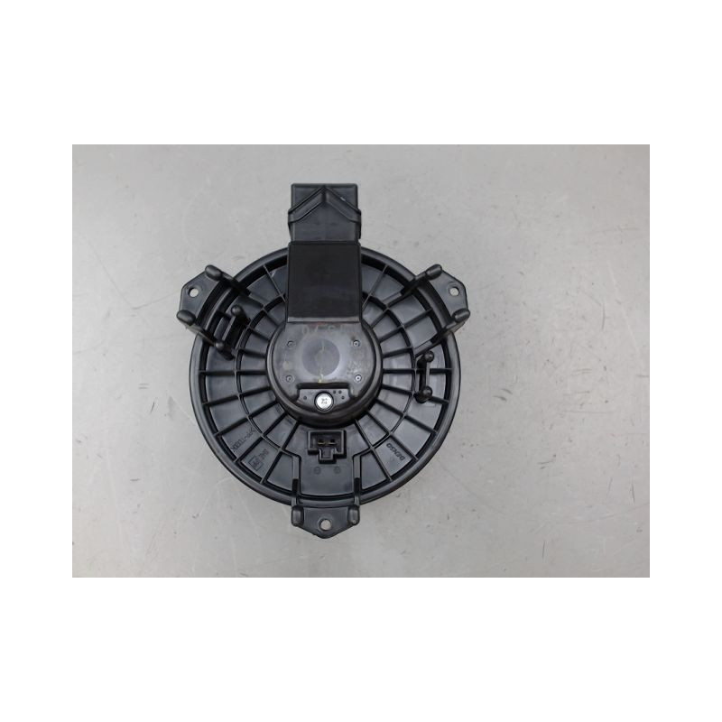 MOTEUR VENTILATEUR CHAUFFAGE SUZUKI SWIFT