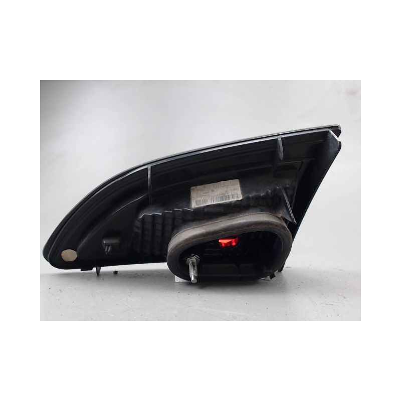 FEU ARRIERE INTERIEUR GAUCHE RENAULT MEGANE