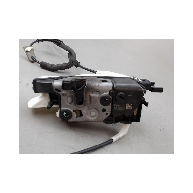 SYSTEME CONDAMNATION AVANT GAUCHE CITROEN DS3
