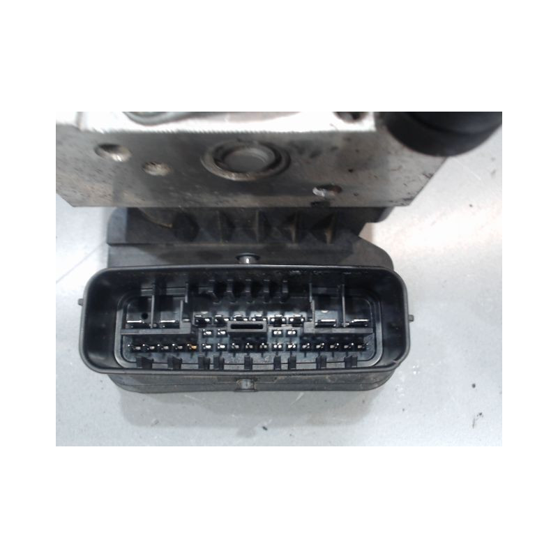 UNITE HYDRAULIQUE ABS TOYOTA C-HR