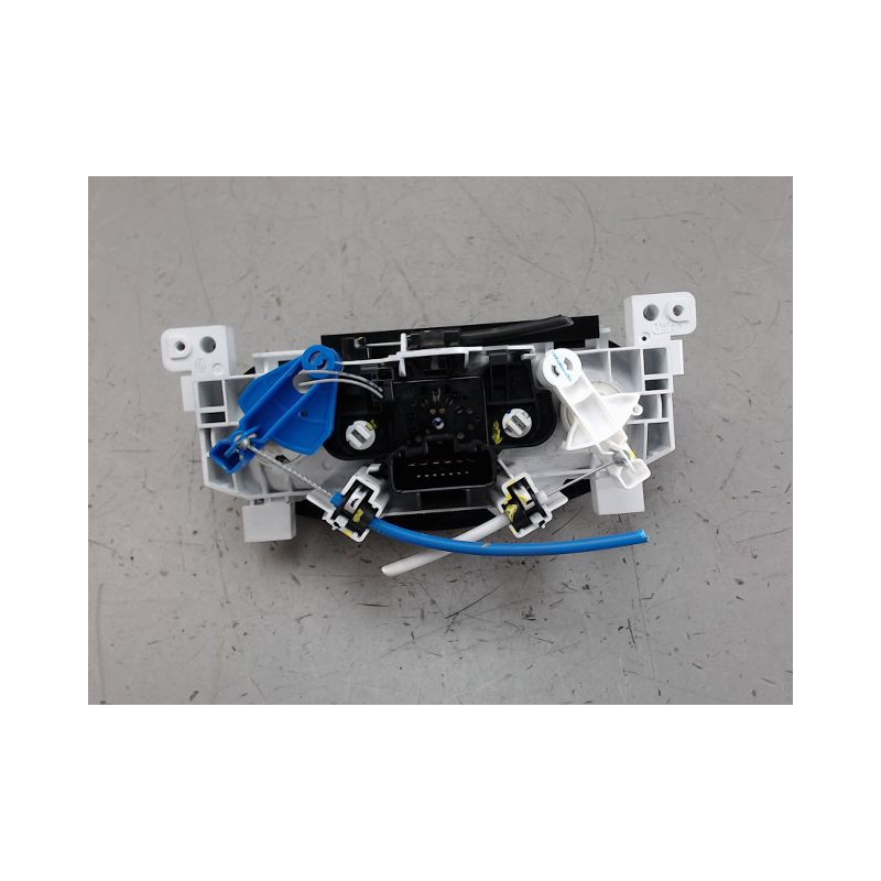 COMMANDE DE CHAUFFAGE DACIA DUSTER