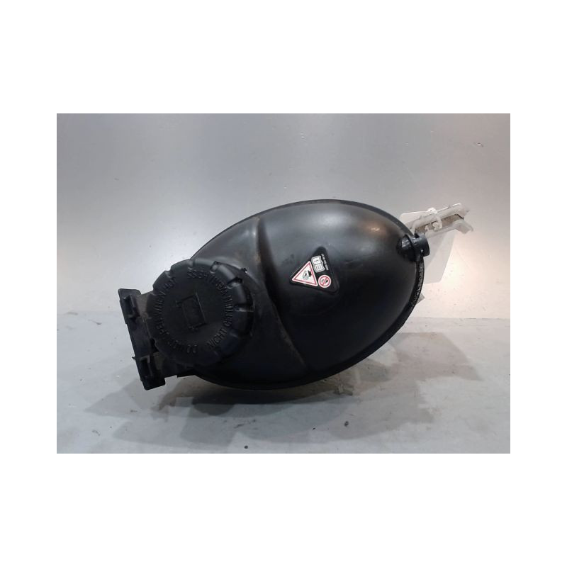 VASE EXPANSION MERCEDES CLASSE C