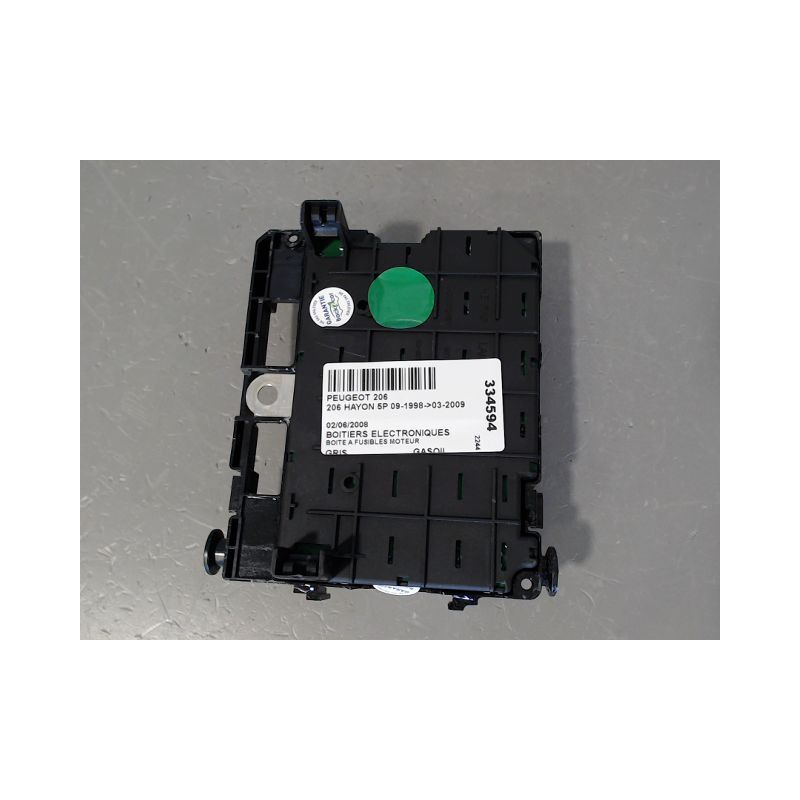 BOITE A FUSIBLES PEUGEOT 206 1998-2009