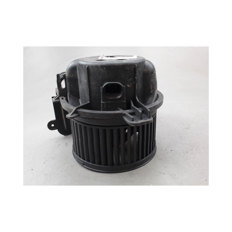MOTEUR VENTILATEUR CHAUFFAGE RENAULT CLIO