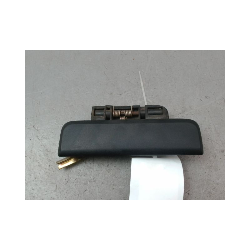 POIGNEE EXTERIEURE PORTE ARRIERE DROIT PEUGEOT 106 Phase 2 1996-2003