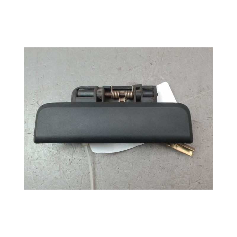 POIGNEE EXTERIEURE PORTE ARRIERE GAUCHE PEUGEOT 106 Phase 2 1996-2003