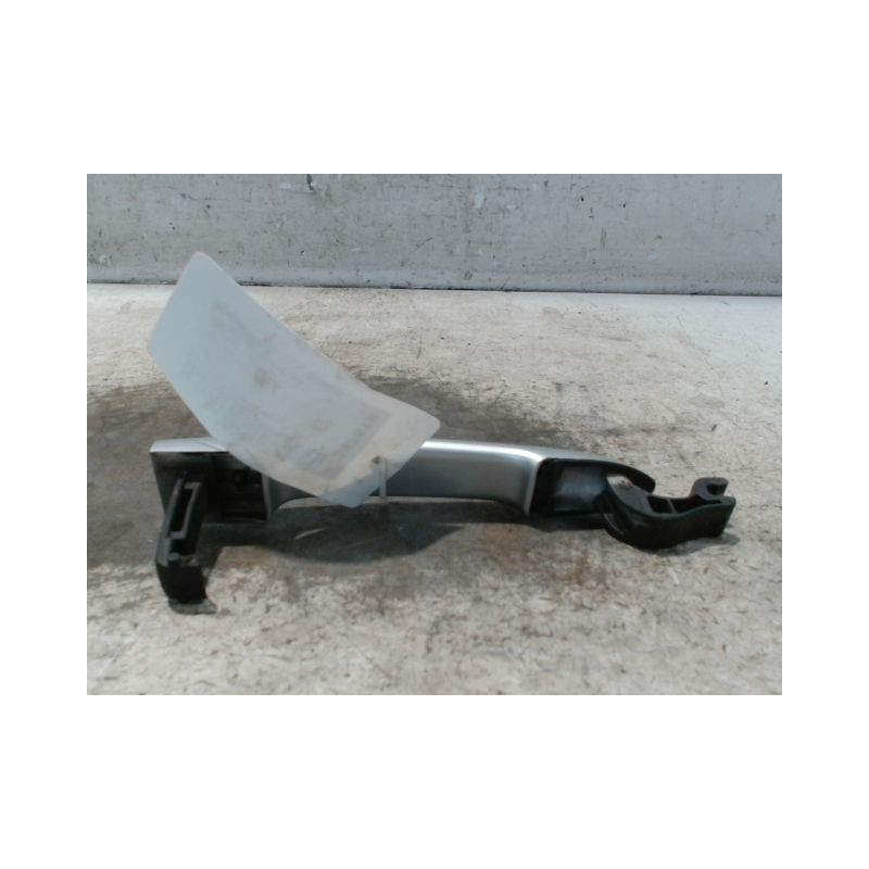 POIGNEE EXTERIEURE PORTE ARRIERE DROIT RENAULT CAPTUR