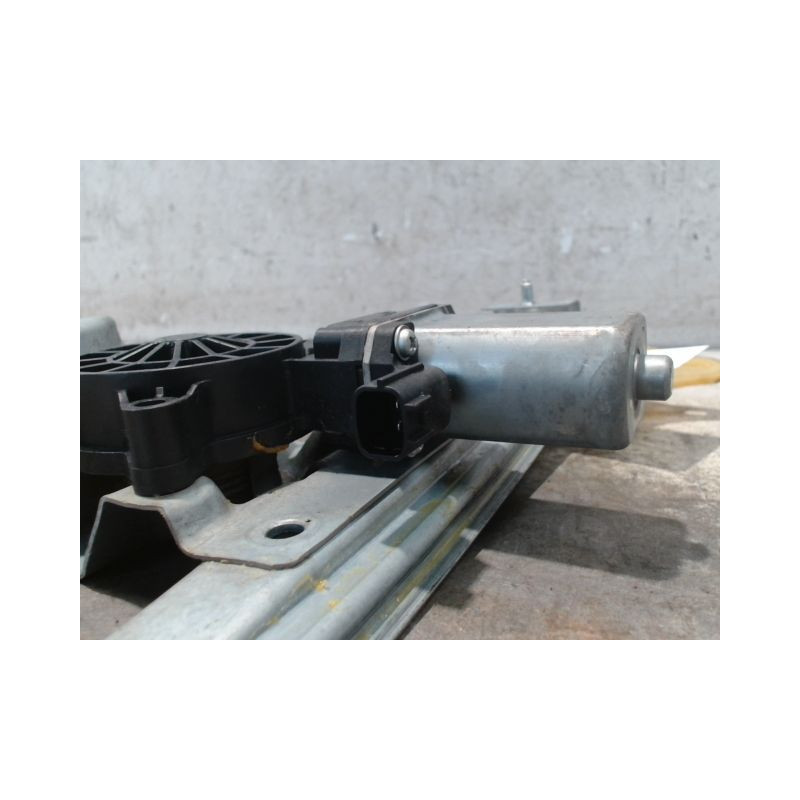 MECANISME+MOTEUR LEVE-GLACE ARRIERE DROIT RENAULT CAPTUR