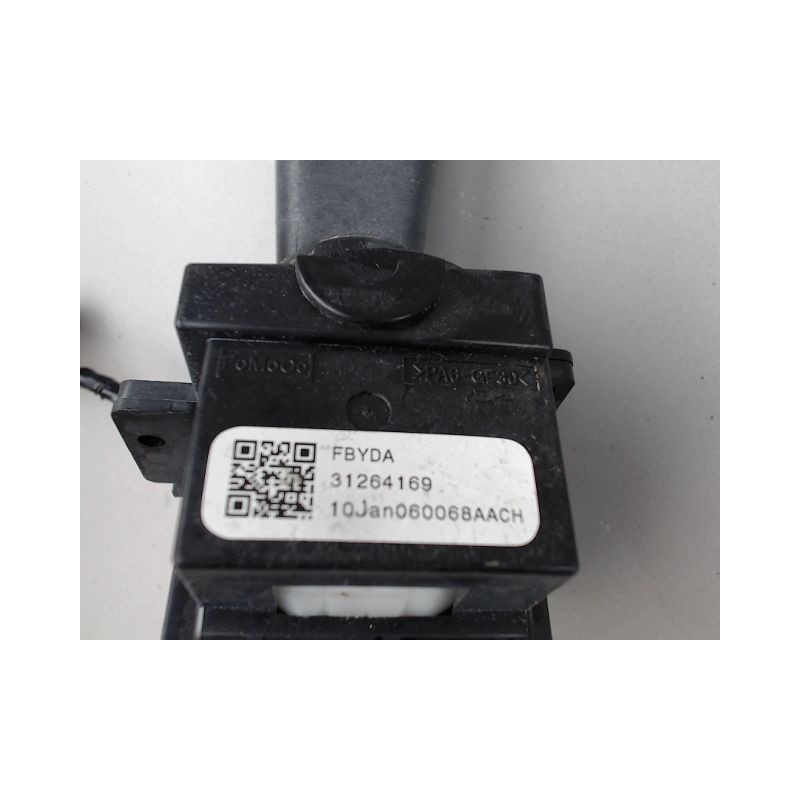 COMMANDE ESSUIE GLACE VOLVO XC60