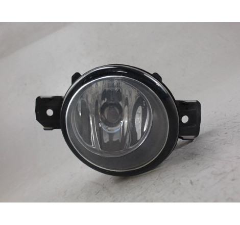 PHARE ANTIBROUILLARD AVD