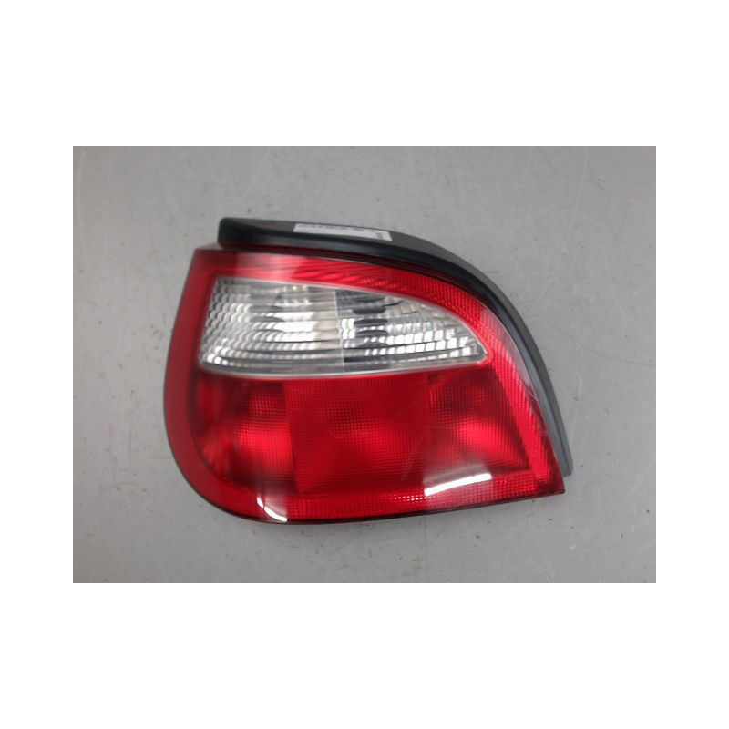 FEU ARRIERE GAUCHE  RENAULT MEGANE