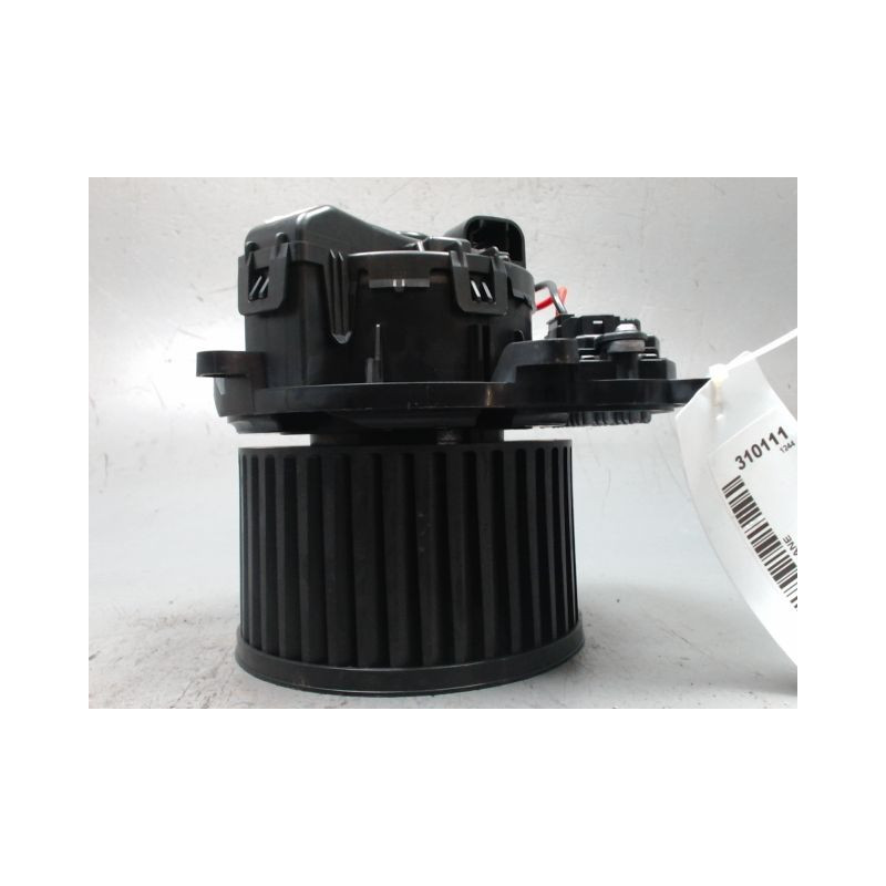 MOTEUR VENTILATEUR CHAUFFAGE RENAULT MEGANE