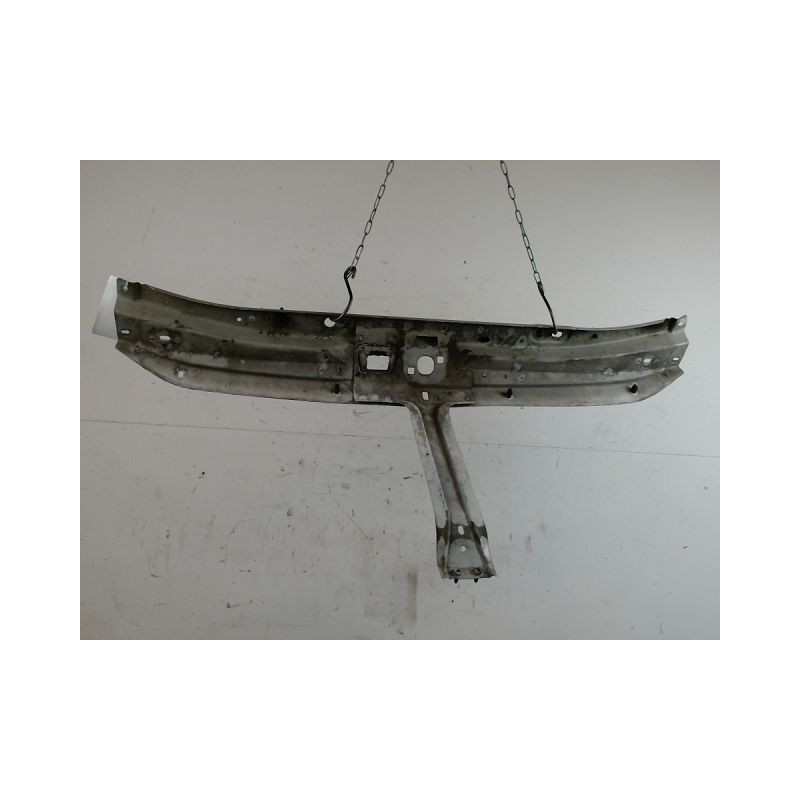TRAVERSE SUPERIEURE ARMATURE AVANT RENAULT MASTER
