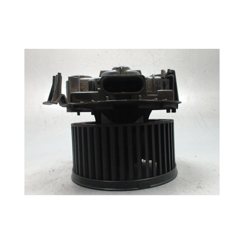 MOTEUR VENTILATEUR CHAUFFAGE RENAULT CLIO III 2005-