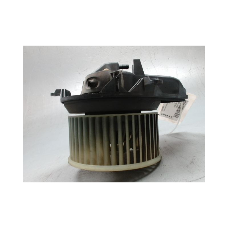 MOTEUR VENTILATEUR CHAUFFAGE CITROEN XSARA -2000